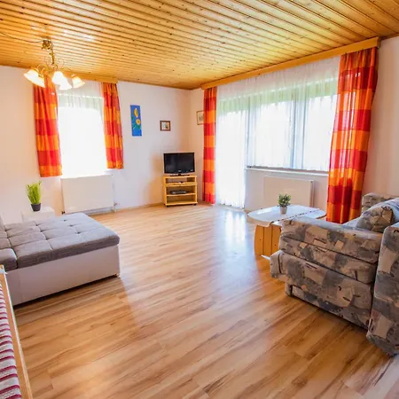 Апартаменти Huberhof 1 By Alpenidyll *